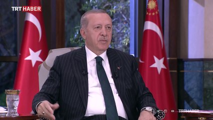 Evlatlarını ayrı ayrı kucaklarına almanın mutluluğunu yaşıyorlar