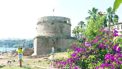 Tarihi Hıdırlık Kulesi çevresinde arkeolojik kazı başlatıldı