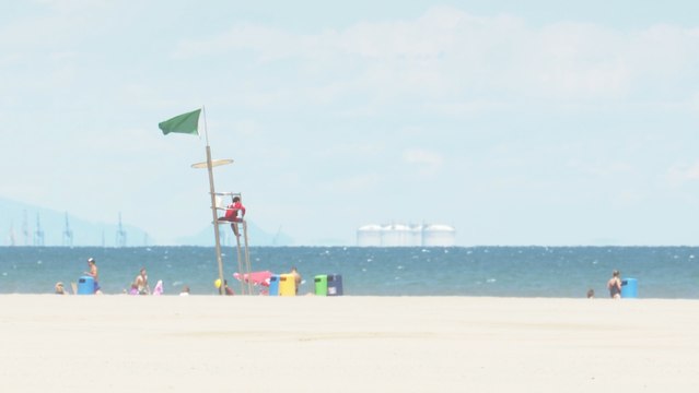 España lucirá 688 'Banderas Azules' este verano