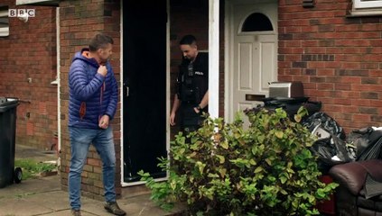 Cops Like Us S01E01