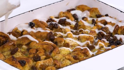 Ivy Hosts Cinnamon Roll Casserole