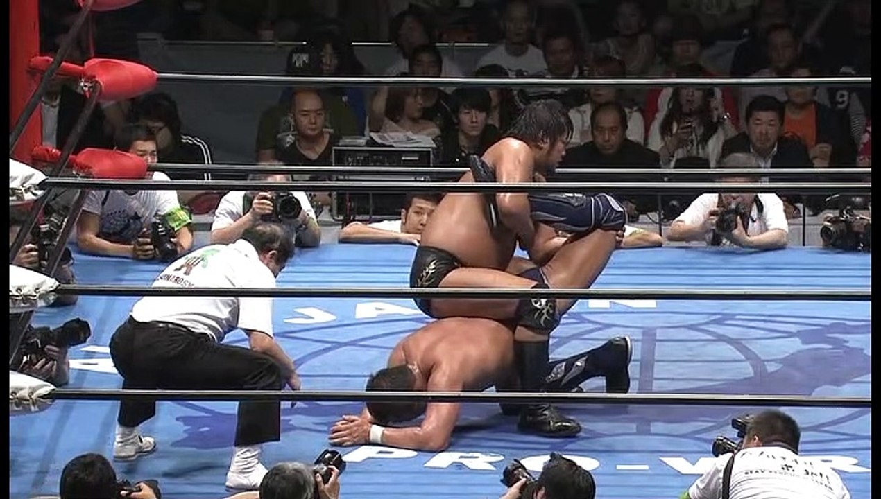 AJPW - 06-19-2011 - Suwama (c) vs. Yuji Nagata (Triple Crown Title)