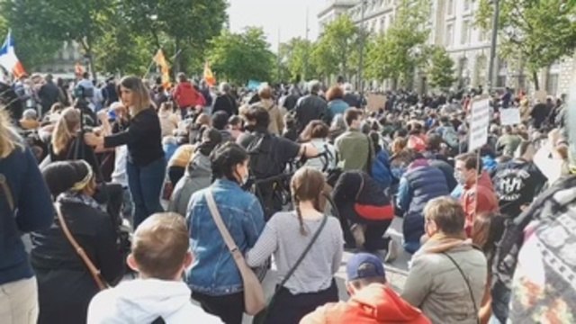 Protestas antirracistas avivan tensiones entre policía y Gobierno en Francia
