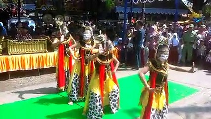 KIRAB BUDAYA DAN WISATA - JAMASAN MAKAM SUNAN AMANGKURAT AGUNG DI TEGAL