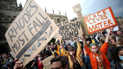 Robert Milligan: London statue of 18th-century slaver removed