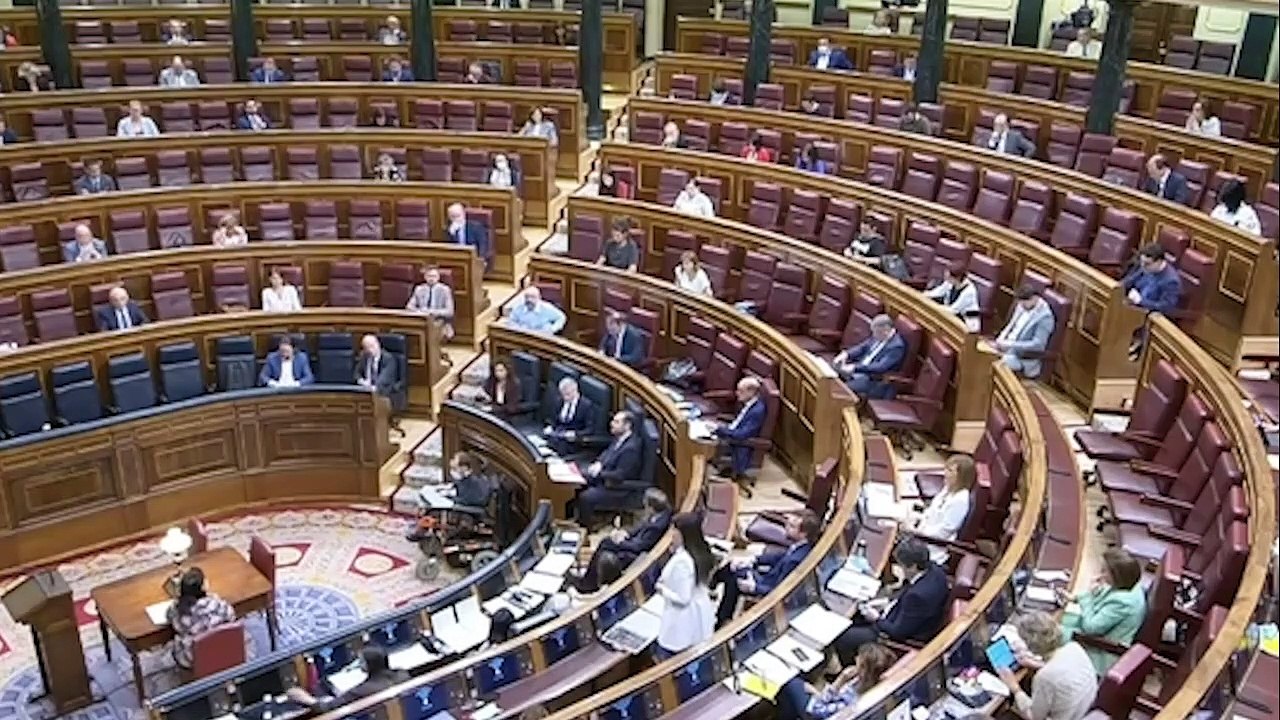 Vox acusa a Marlaska de destituir a De los Cobos por su «odio» a la Guardia Civil desde hace «20 años»