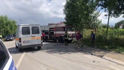 Aksident i rëndë në Korçë, shoferi i postës niset drejt spitalit