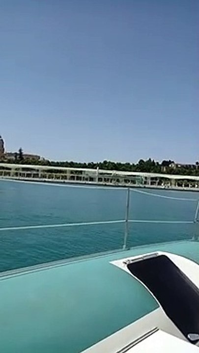 Fdo. VD.  De paseo en barco por la Bahía de Málaga… muelle 1 (España) 3 – 7 – 2018  Fernando Vara Díaz