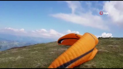 Sis Dağı’ndan yamaç paraşütüyle 45 km mesafedeki Beşikdüzü ilçesine uçtu