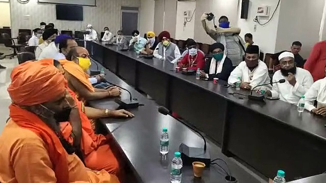 जिला प्रशासन के साथ धार्मिक गुरुओं की आज दोबारा हुई बैठक