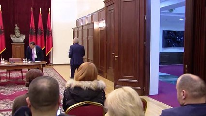 Ora News - EURALIUS dhe OPDAT refuzojnë të japin opinion për "Ardian Dvoranin"