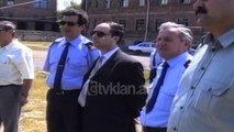 Reparti i FNSH-se ne Elbasan (27 Maj 2000)