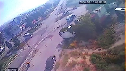 Beypazarı'nda tır ile midibüs çarpıştı: 2 ölü, 3 yaralı - ANKARA