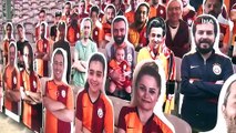 Galatasaray'da karton taraftarlar stattaki yerini alıyor