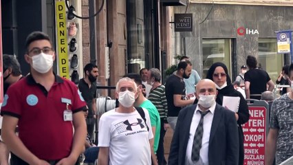 - Beyoğlu'da şüpheli çanta paniği- Fünyeyle patlatıldı