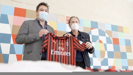 Baresi consegna le prime 100 maglie speciali