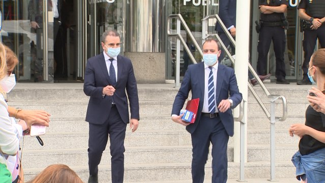 Franco sale del juzgado tras declarar como imputado en el 8-M