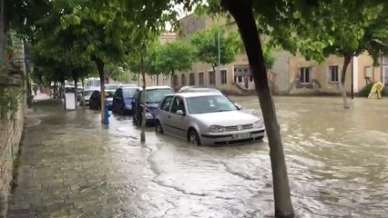 Ora News - Shiu i rrëmbyeshëm "përmbyt" gjykatën e Beratit