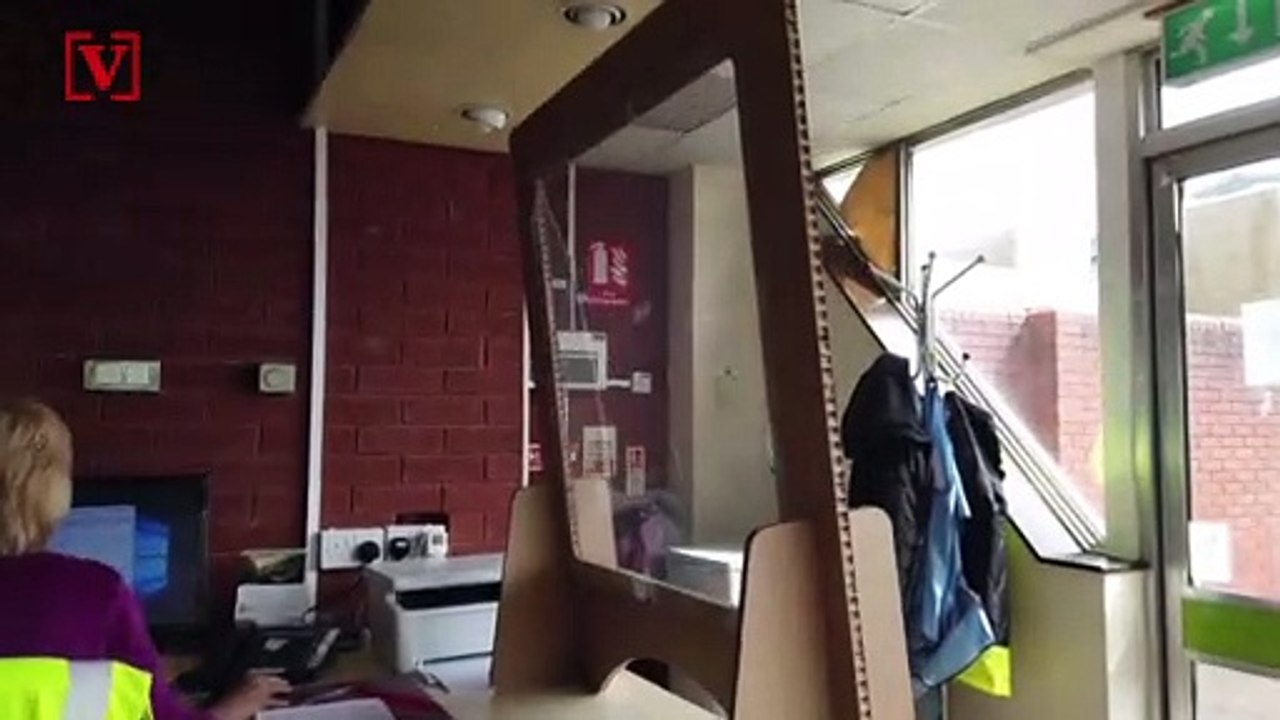 Company ‘Thinks Outside the Box’ to Help Workers Return to Office With Cardboard