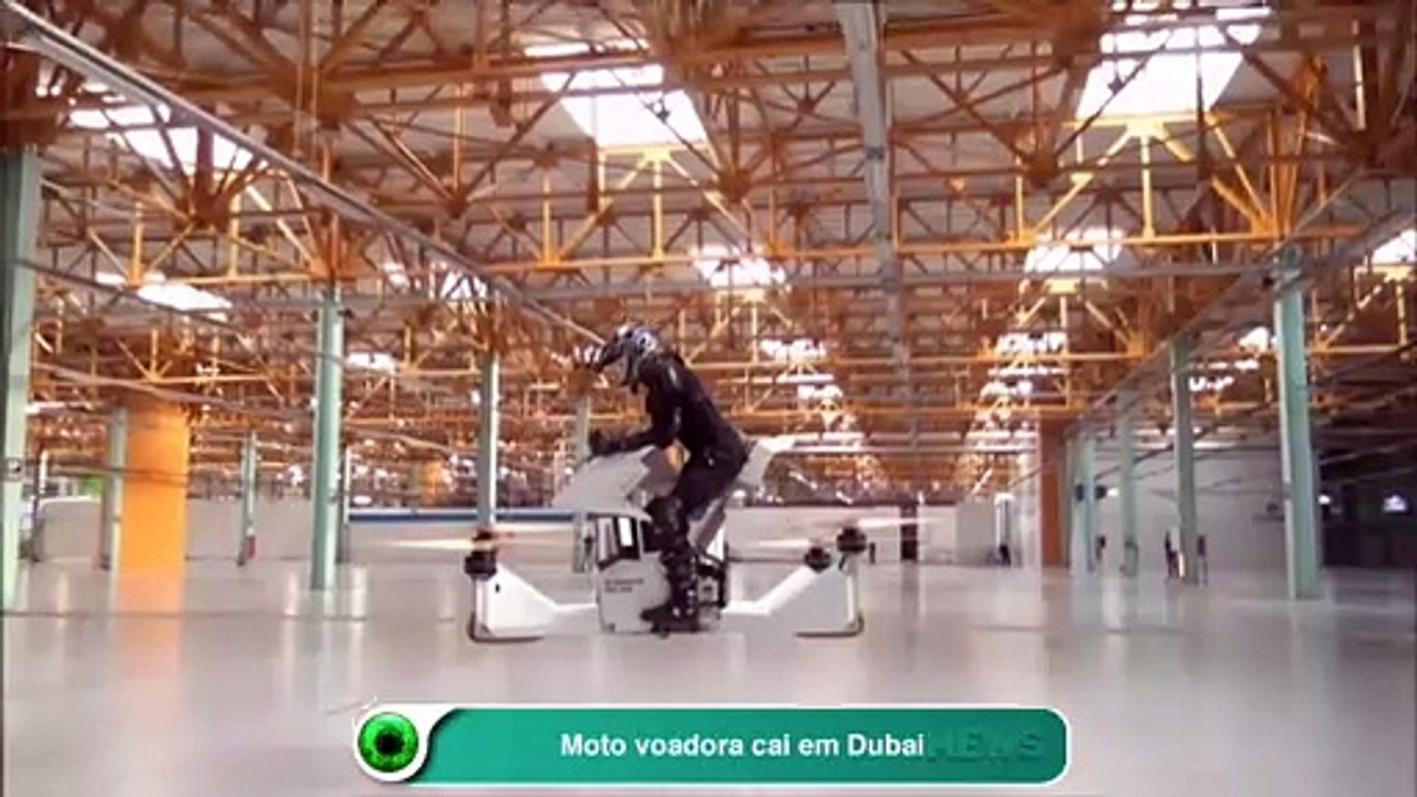 Moto voadora cai em Dubai
