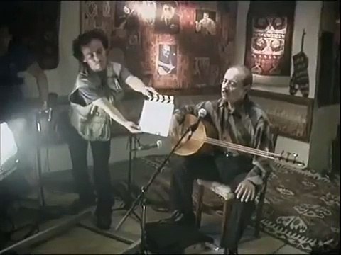 Ne güzel videoymuş bu. Neşet Ertaş ile Şener Şen buluşması