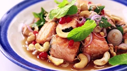 ยำแซลมอนบำรุงสมอง by Health&Cuisine