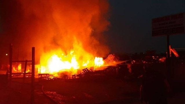 Alev alev yanıp küle döndü