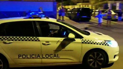 Incendio de un contenedor de basura en calle Ermita del Mimbral (Jerez de la Frontera)