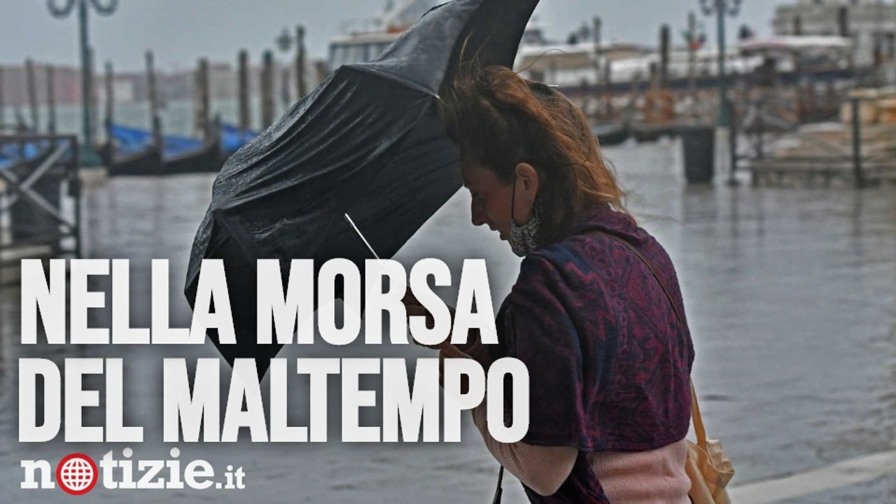 Maltempo, a Venezia grandine come neve: vaporetti fermi | Notizie.it