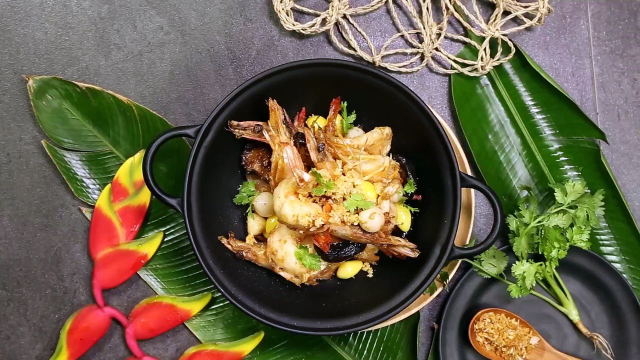 กุ้งผัดกระเทียมโทน