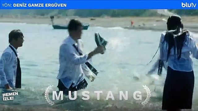 Hayal Köseoğlu tatilde kameralara yakalandı