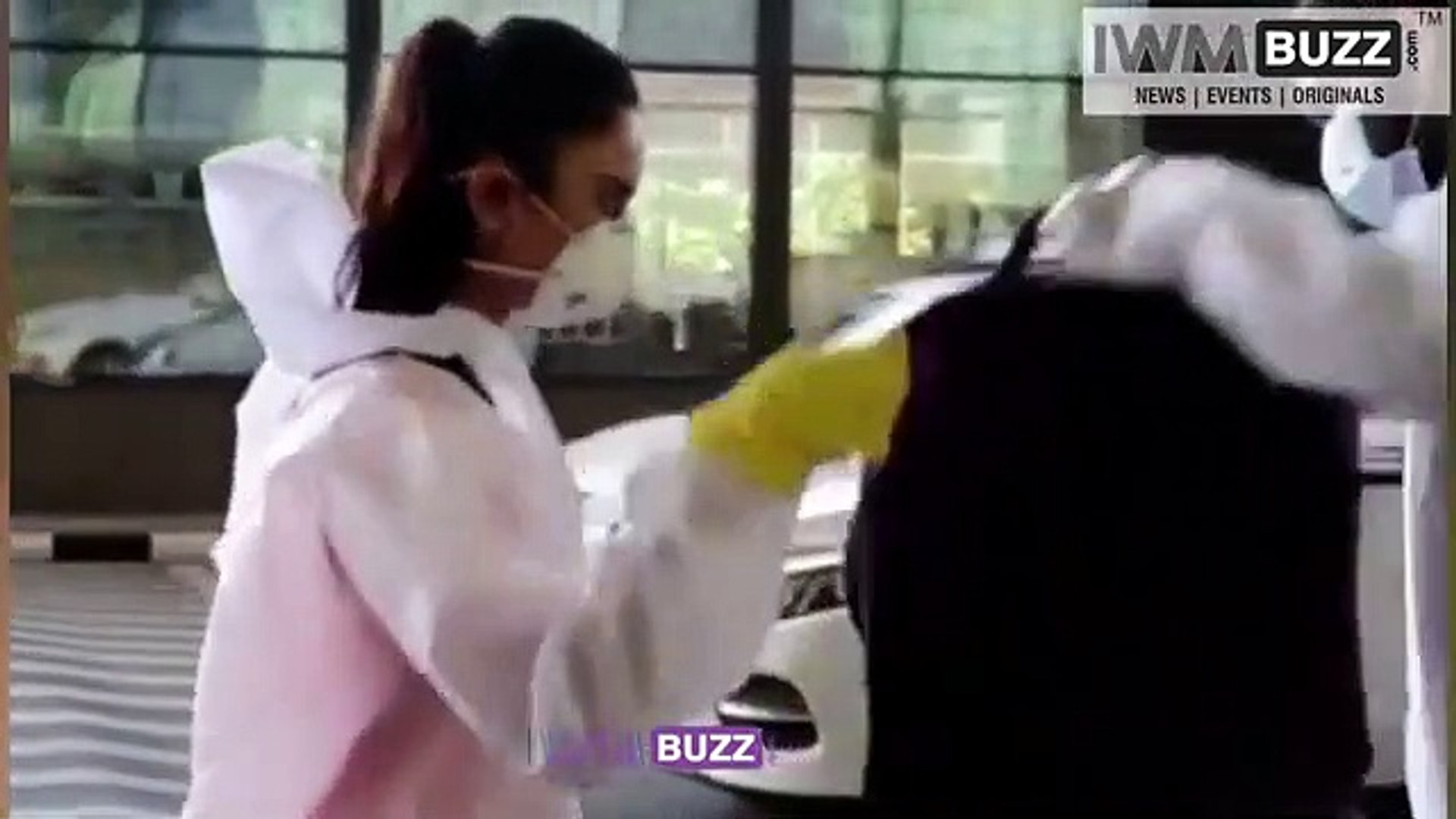 ⁣Covid 19 Celebrity airport looks are back, Rakul Preet Singh spotted in PPE suit