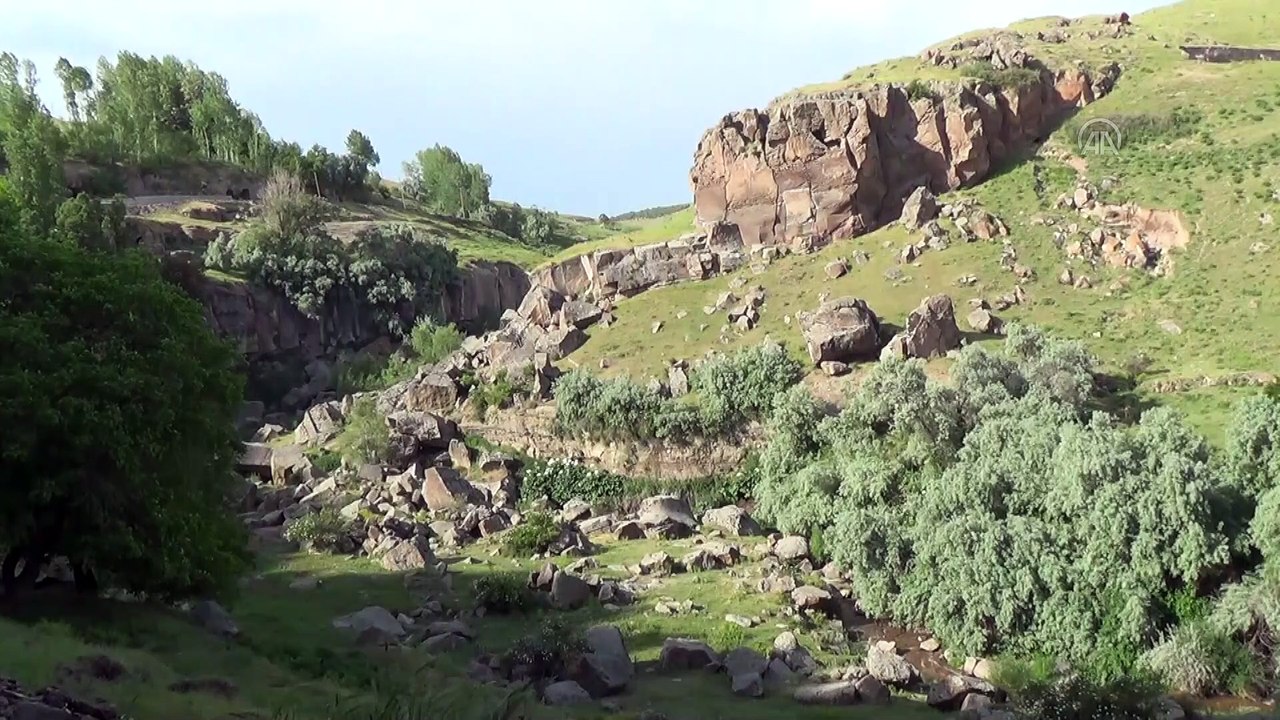 Madavans Vadisi'nin 'kesin korunacak hassas alan' ilan edilmesi sevindirdi - BİTLİS