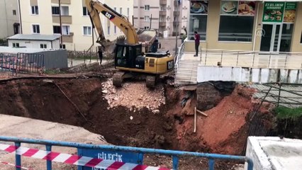 Sağanağın ardından yol çöktü - BİLECİK