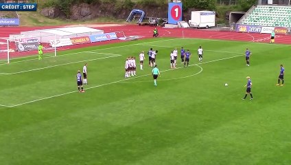 Le coup-franc magnifique en pleine lucarne d'Emil Bohinen !