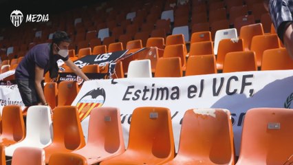 Mestalla lucirá pancartas de las peñas valencianistas para animar durante el derbi