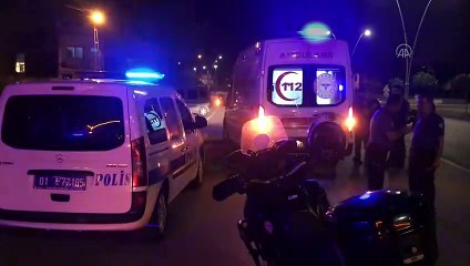 Adana'da darbedilip otomobilden atılan kişi yaralandı