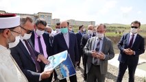 Diyanet İşleri Başkanı Erbaş, AYBÜ'de yapılacak cami alanında incelemelerde bulundu - ANKARA