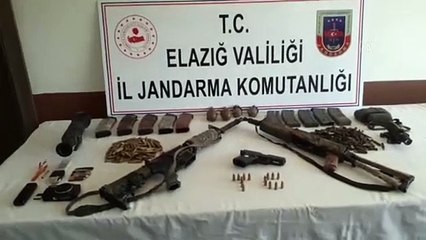 Elazığ'da 2 teröristin etkisiz hale getirildiği operasyonda, silah ve mühimmat ele geçirildi