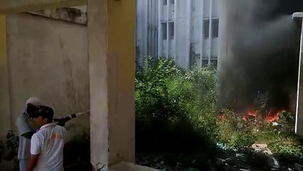 जिला अस्पताल के कूड़ा घर में लगी अचानक आग