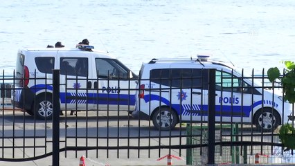 Fatih'te denizde erkek cesedi bulundu - İSTANBUL