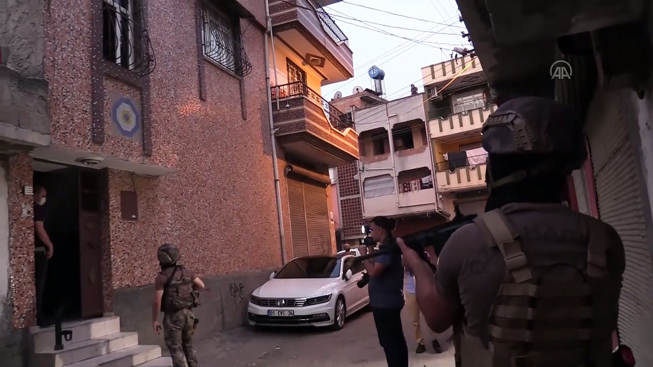 Adana'da "şafak vakti" uyuşturucu operasyonu