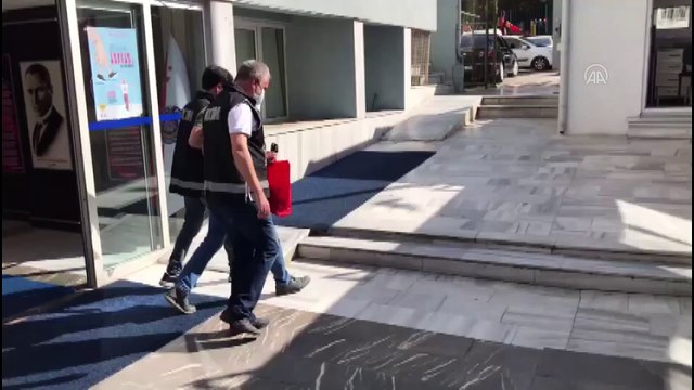 Balıkesir merkezli 13 ilde FETÖ soruşturmasında 74 eski polis için yakalama kararı - BALIKESİR