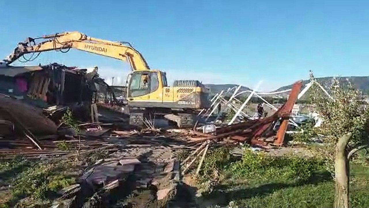 Plas në Velipojë/ Forcat Speciale me gaz lotsjellës ndaj banorëve