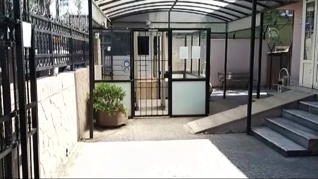 Kucağındaki karpuzla araç kullanıp makas atan sürücü yakalandı - İSTANBUL