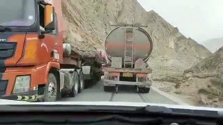 Chinese Army & Vehicles moving towards Indian Border