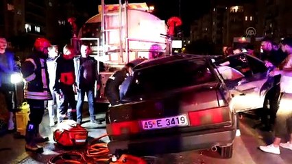 Tankere çarpan otomobilin sürücüsü ağır yaralandı - MANİSA