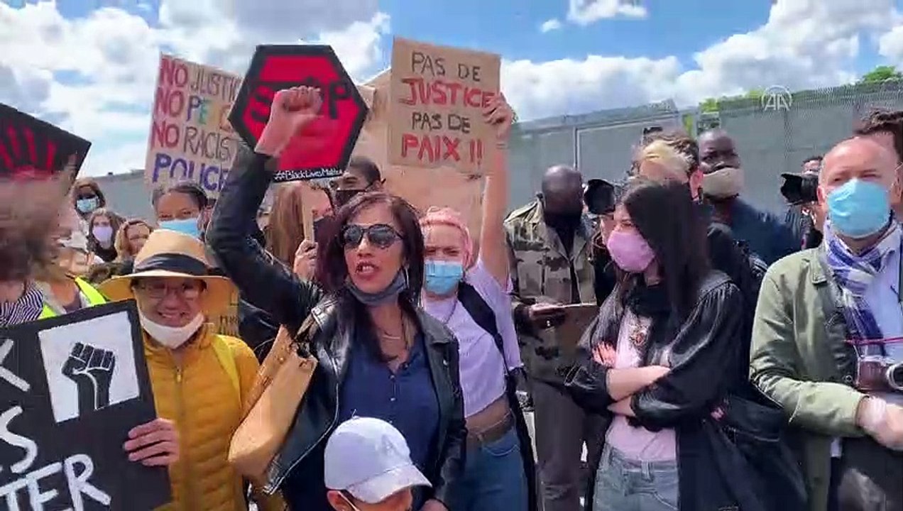 Fransa'da siyahi Floyd'un ABD'de polis şiddetiyle ölmesi protesto edildi - PARİS