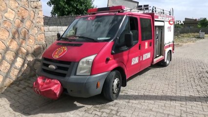 İtfaiye ekipleri enkaz altında kalan yavru köpeği kurtardı