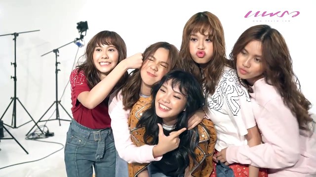 Fashion Cover : เฌอปราง,ปัญ,โมบาย,เนย และน้ำหนึ่ง วง BNK48